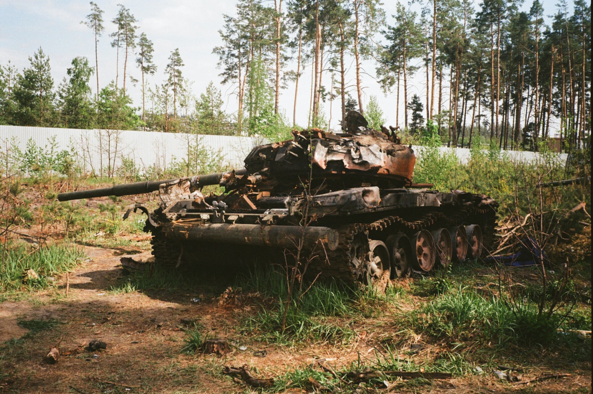 Archivbild: Photo by Mikhail Volkov: https://www.pexels.com/photo/abandoned-battle-tank-12325254/